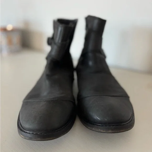 ALDO -Men's Black Leather Ankle Boots - Picture 2 of 6